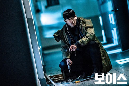  p>《voice》是韩国ocn有线电视台于2017年1月14日起在周末档播出的