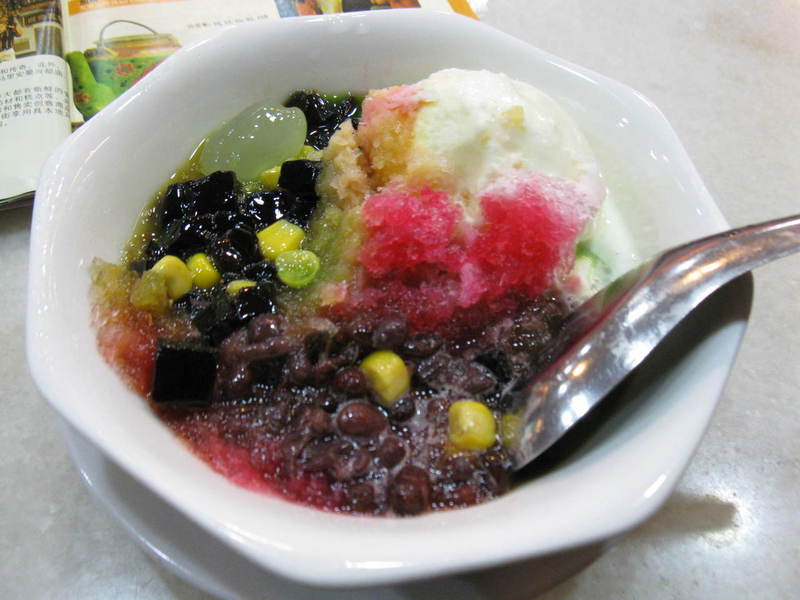  p>冰碗是北京地区特色传统名点之一.甜凉爽口,果香味浓郁.