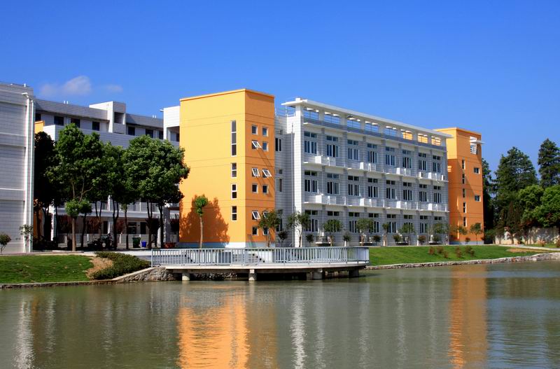 武汉市吴家山中学