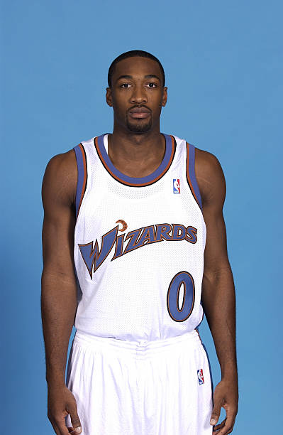 吉尔伯特·阿伦纳斯