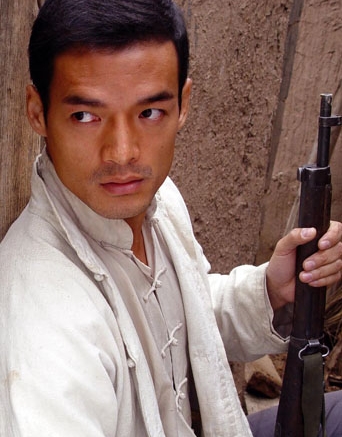  p>《敌后武工队》是由 a target="_blank" href="/item/陈剑飞