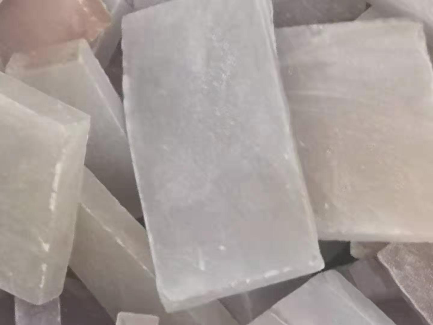 七彩雪玉