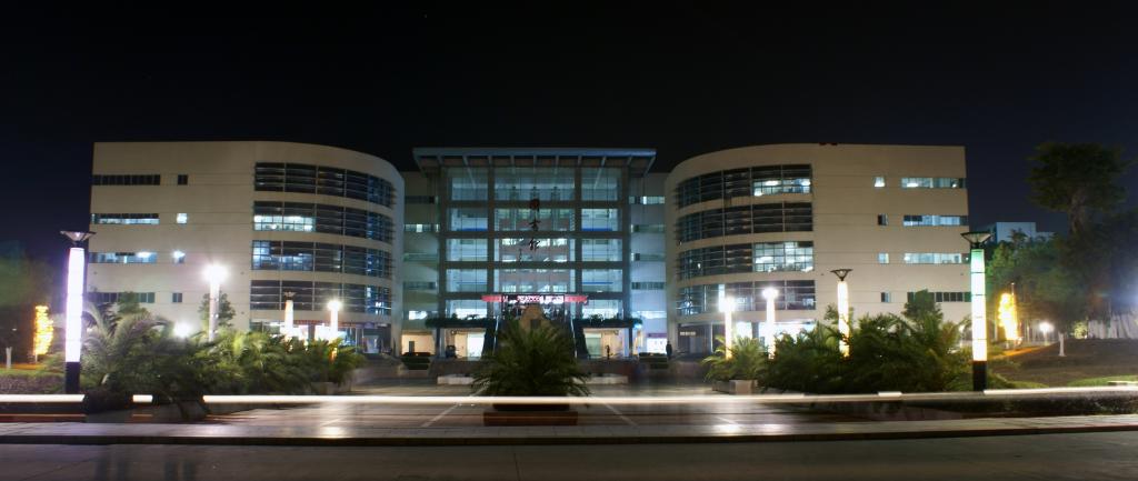  p>三峡大学(china three gorges university)是经教育部批准由原武汉