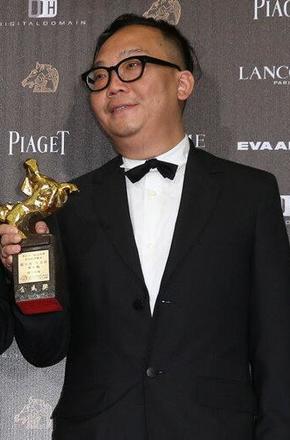 龙文康