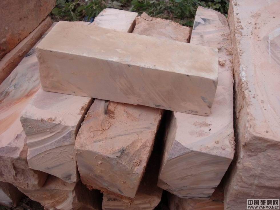  p>油石( a>oilstone /a>)是指一种富含油质的岩石,从材料分类一般有