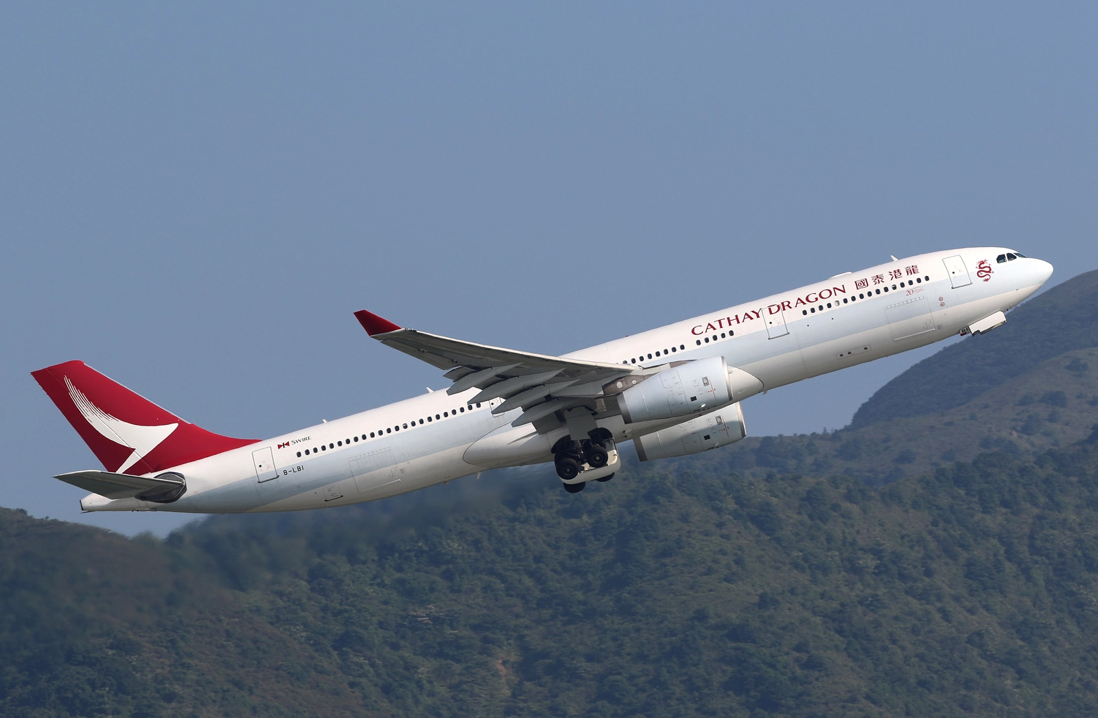  p>国泰港龙航空有限公司(cathay dragon)原名港龙航空(dragonair),是