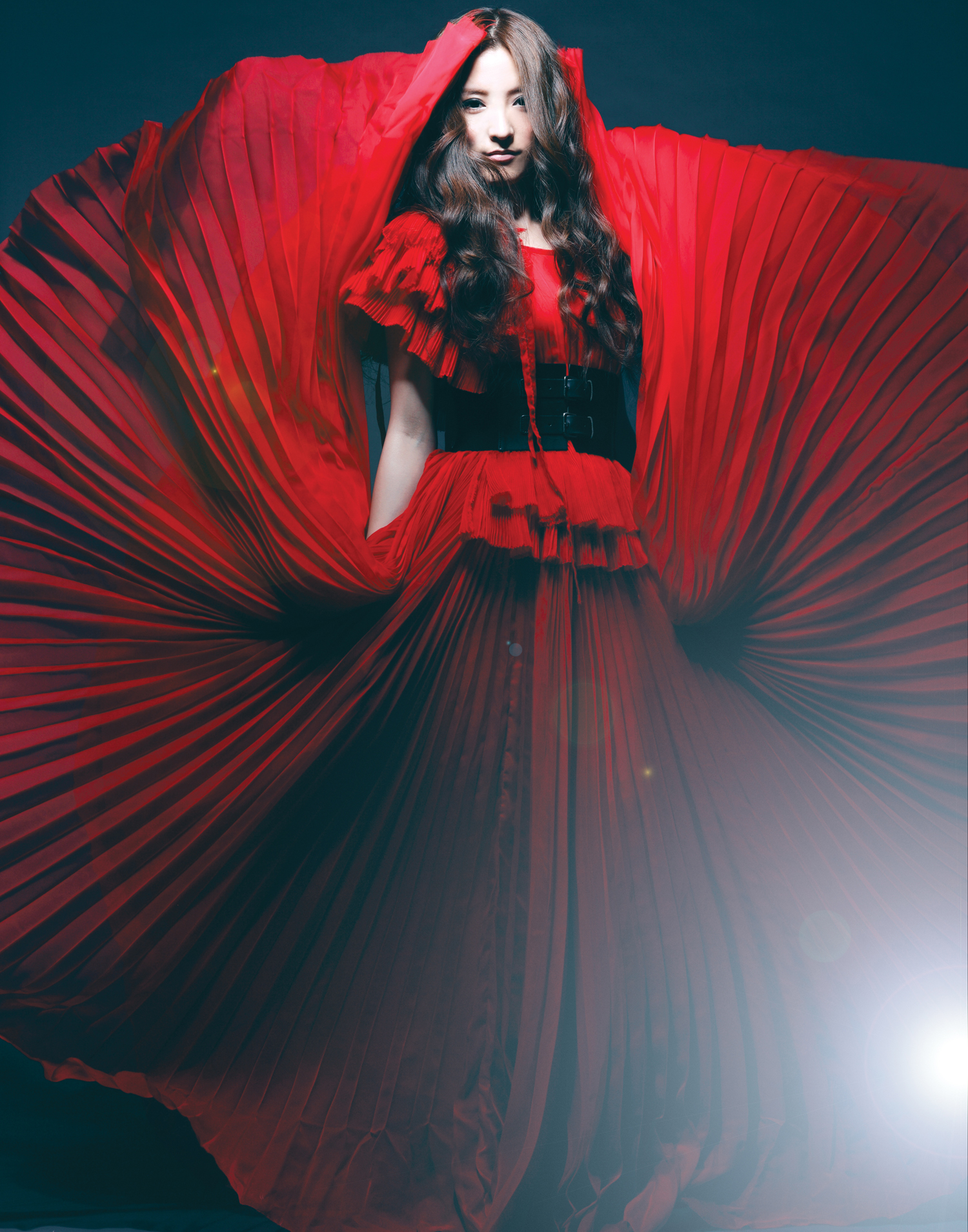  p>潘辰,1988年3月13日出生于上海市,中国内地流行女歌手,女演员.