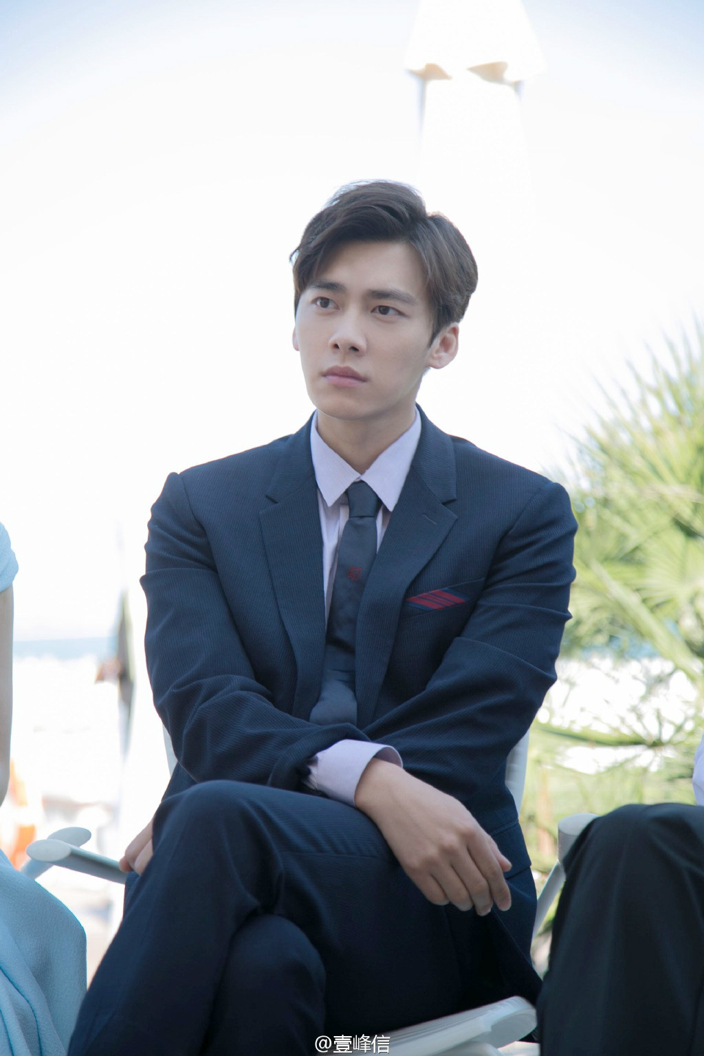  p>李易峰,1987年5月4日出生于四川省成都市,中国内地男演员,流行乐