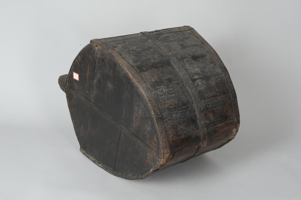 民国方形木打水桶