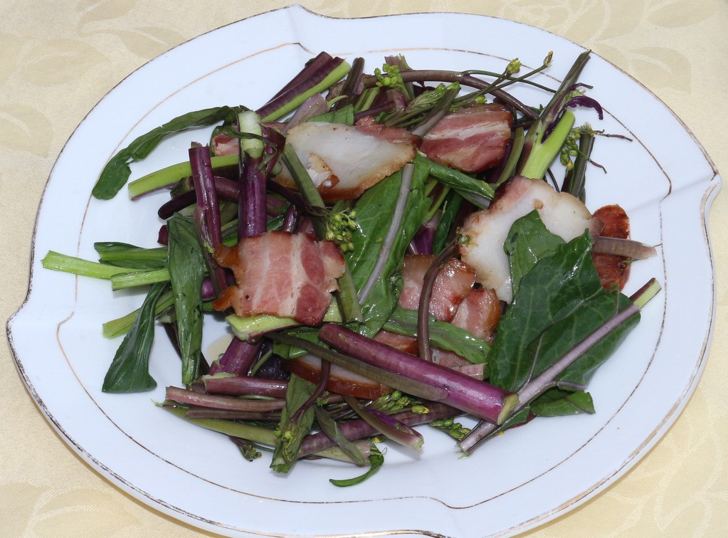 洪山菜苔炒腊肉