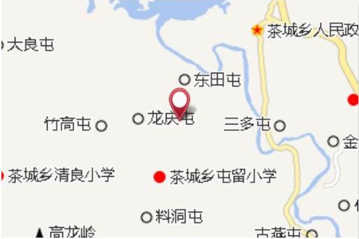 原系茅草丛生之荒坪,聚落成村后取名茅坪.