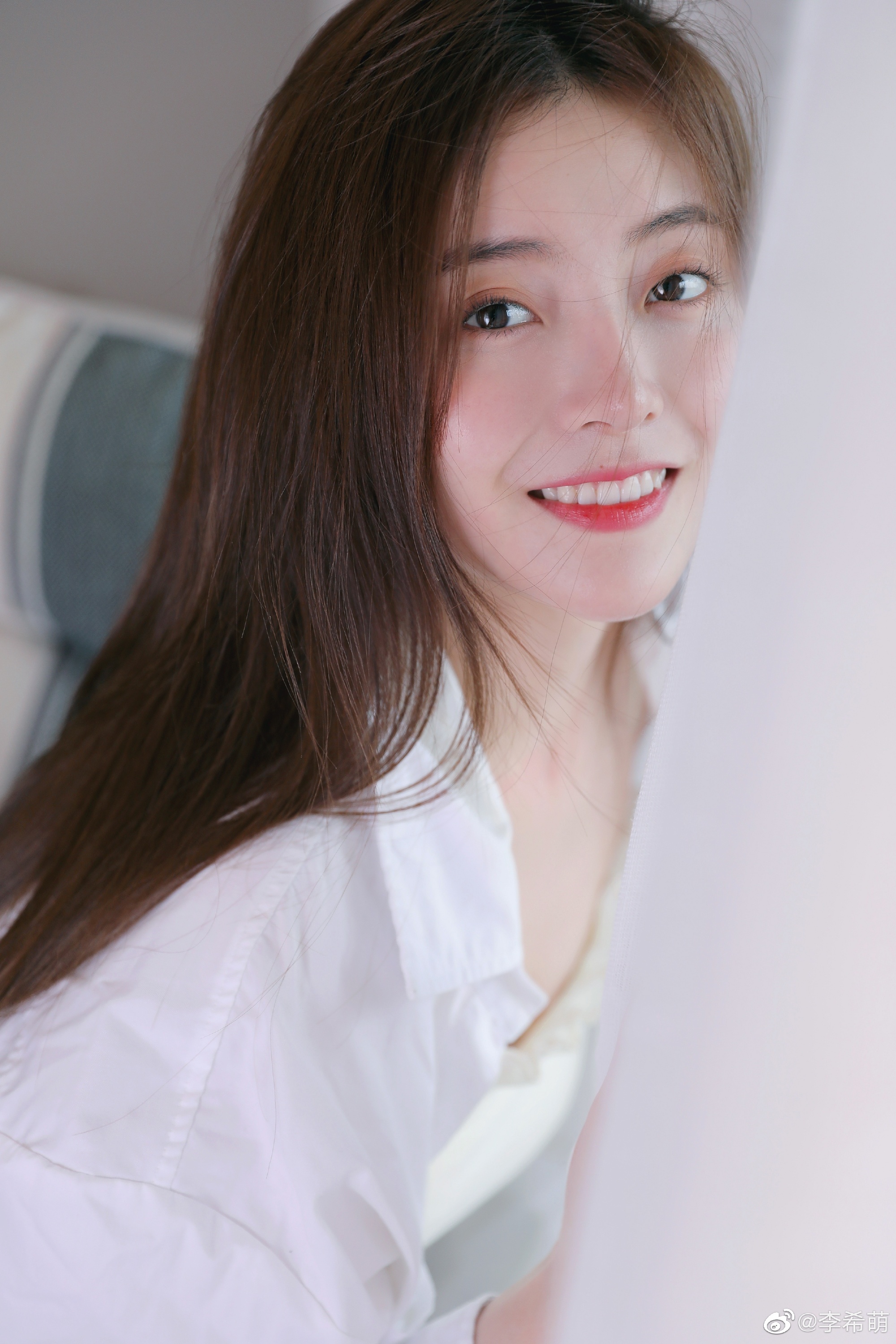  p data-id="gnvhmpyrc8">李希萌,1999年9月29日出生于陕西省西安市