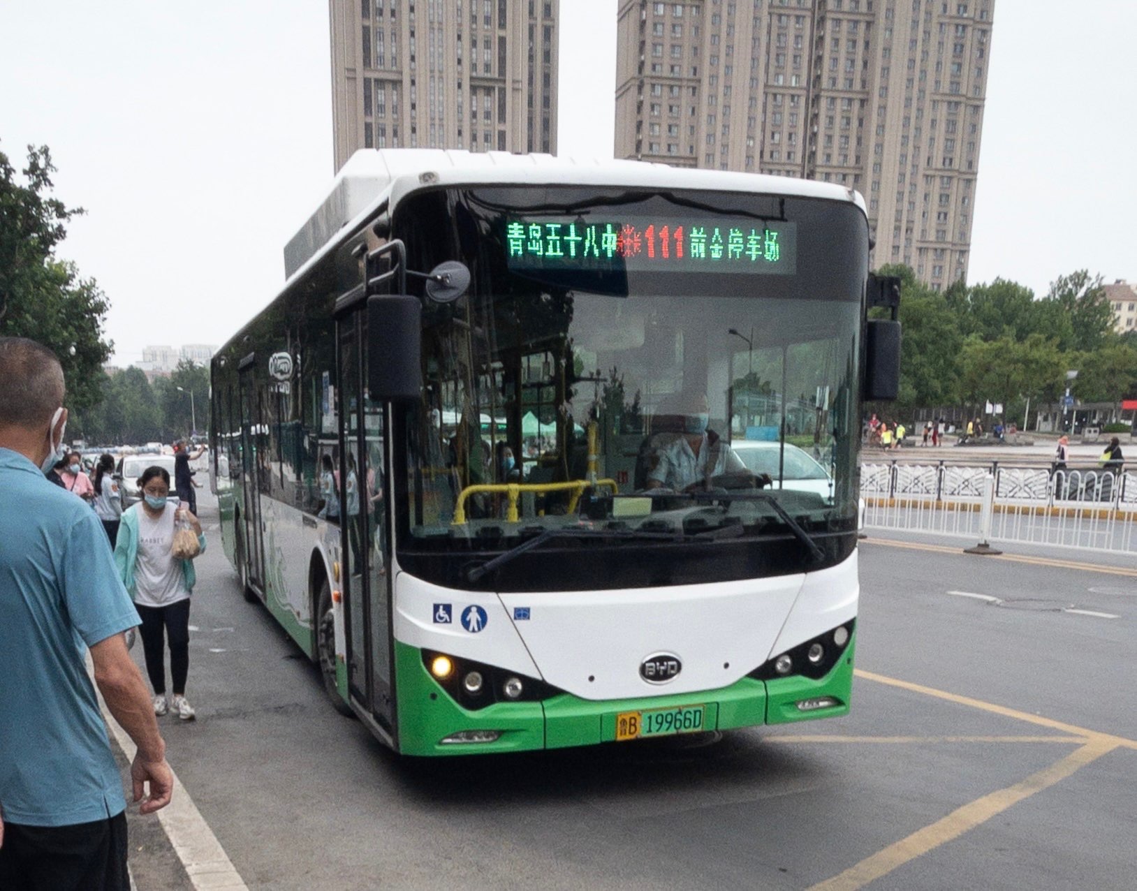 青岛公交111路