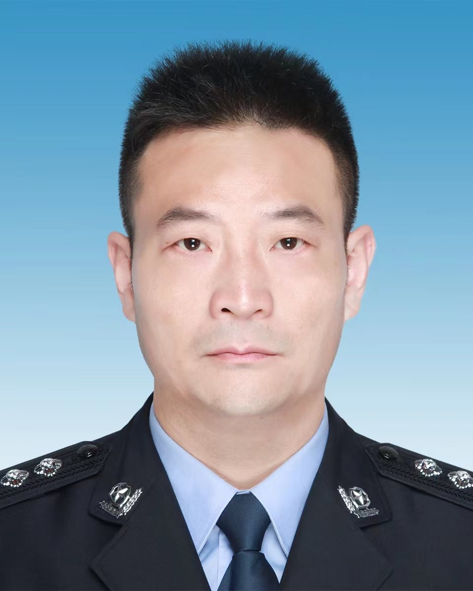  p data-id="twxnduuwcrhq">孙斌,现任浙江省金华市磐安县副县长. /p>