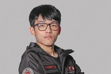 class="ref" data-ctrid="sgoksxyhetyy">张睿达(游戏id:faith_bian)