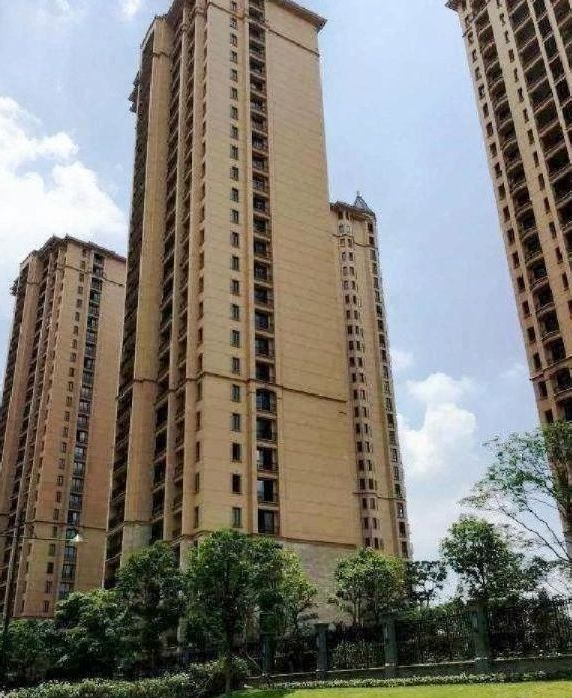  p>星河湾·海怡半岛位于广州市番禺区洛溪岛东端,与大学城广东科学