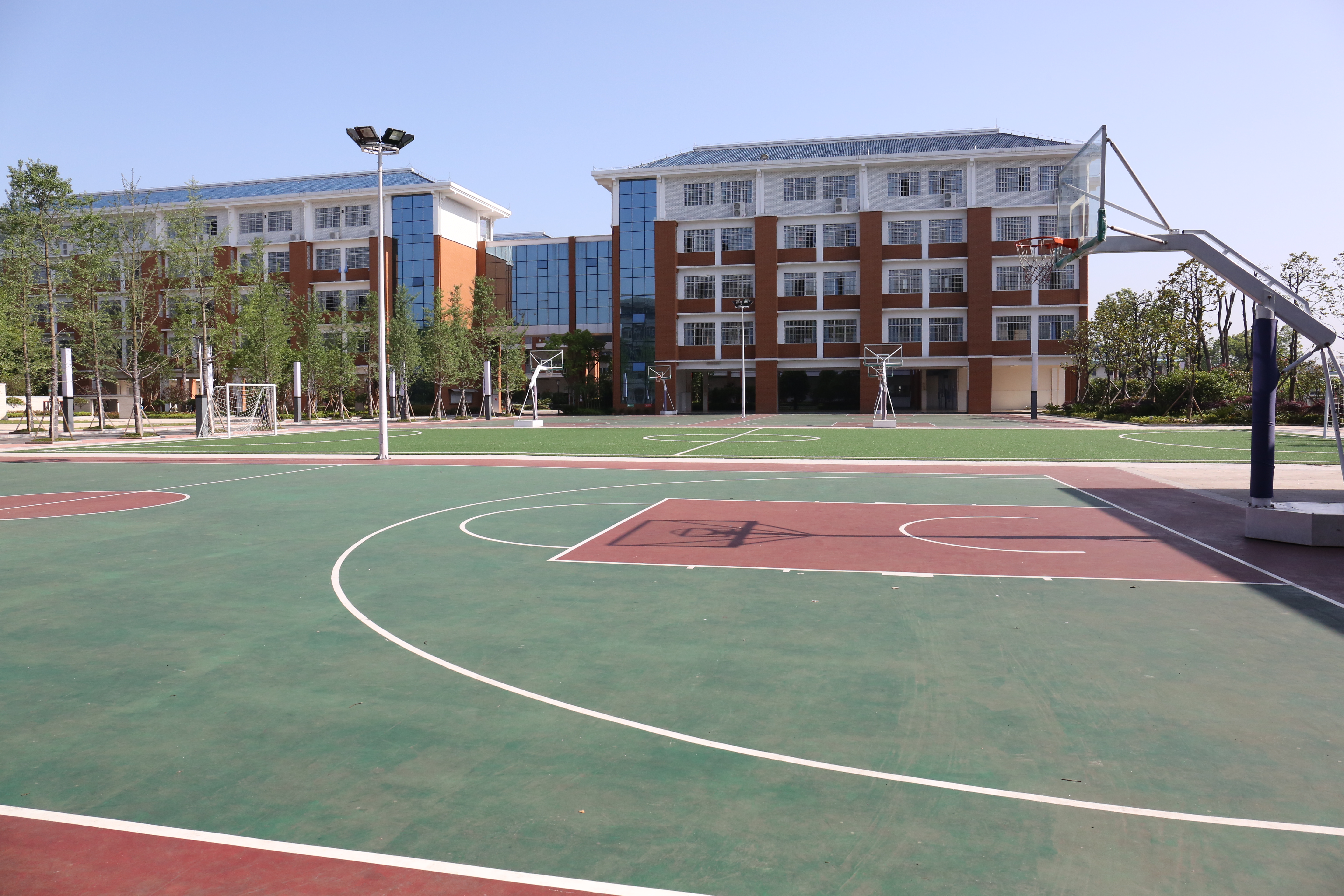 怀化市铁路第一小学