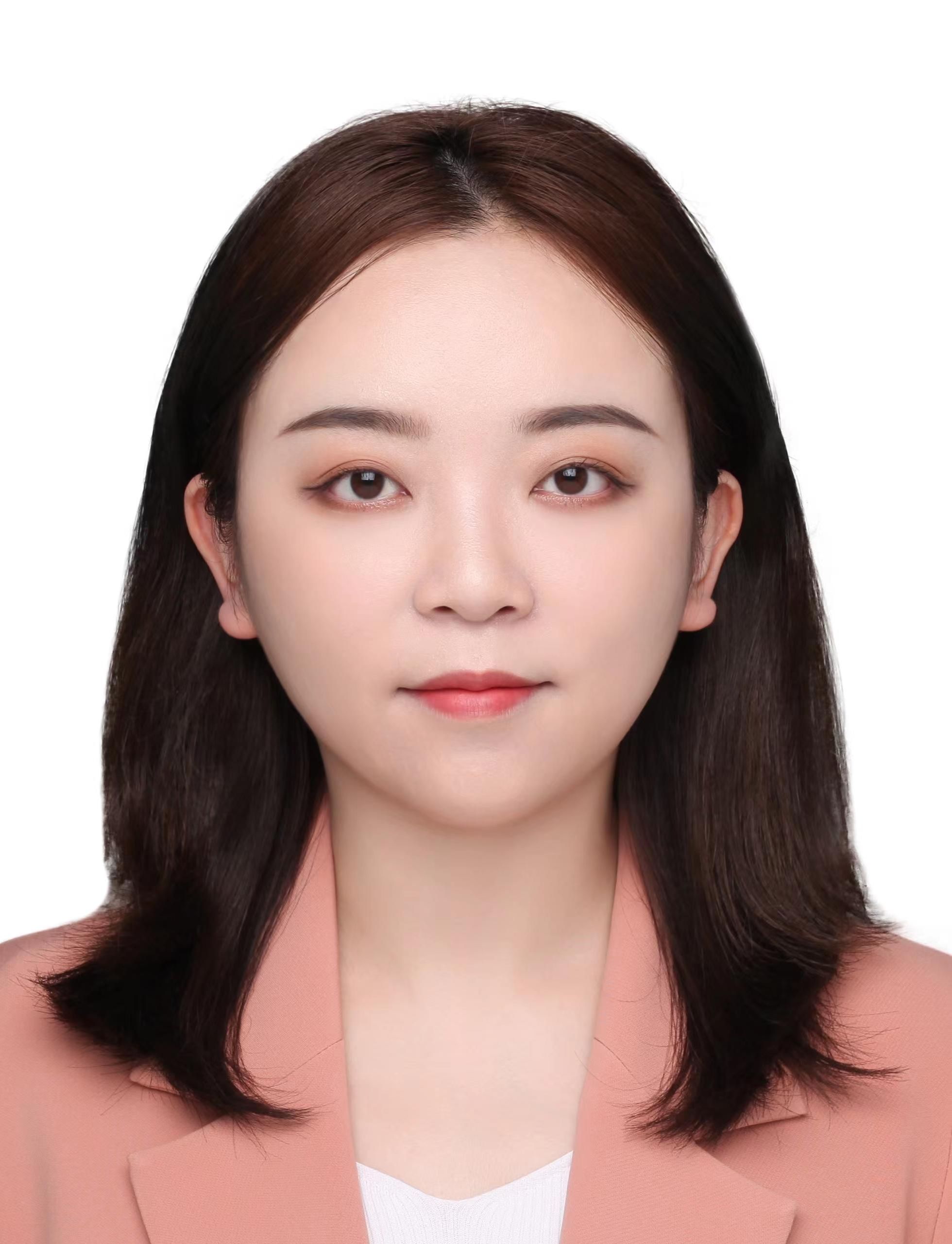 陈佳佳,博士,现为