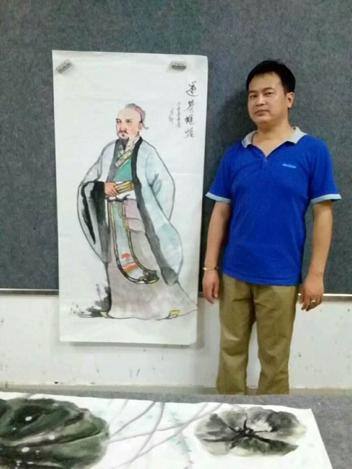 span class="ref" data-ctrid="swdwt2bi3jtu">范中华,男,汉族,中国籍