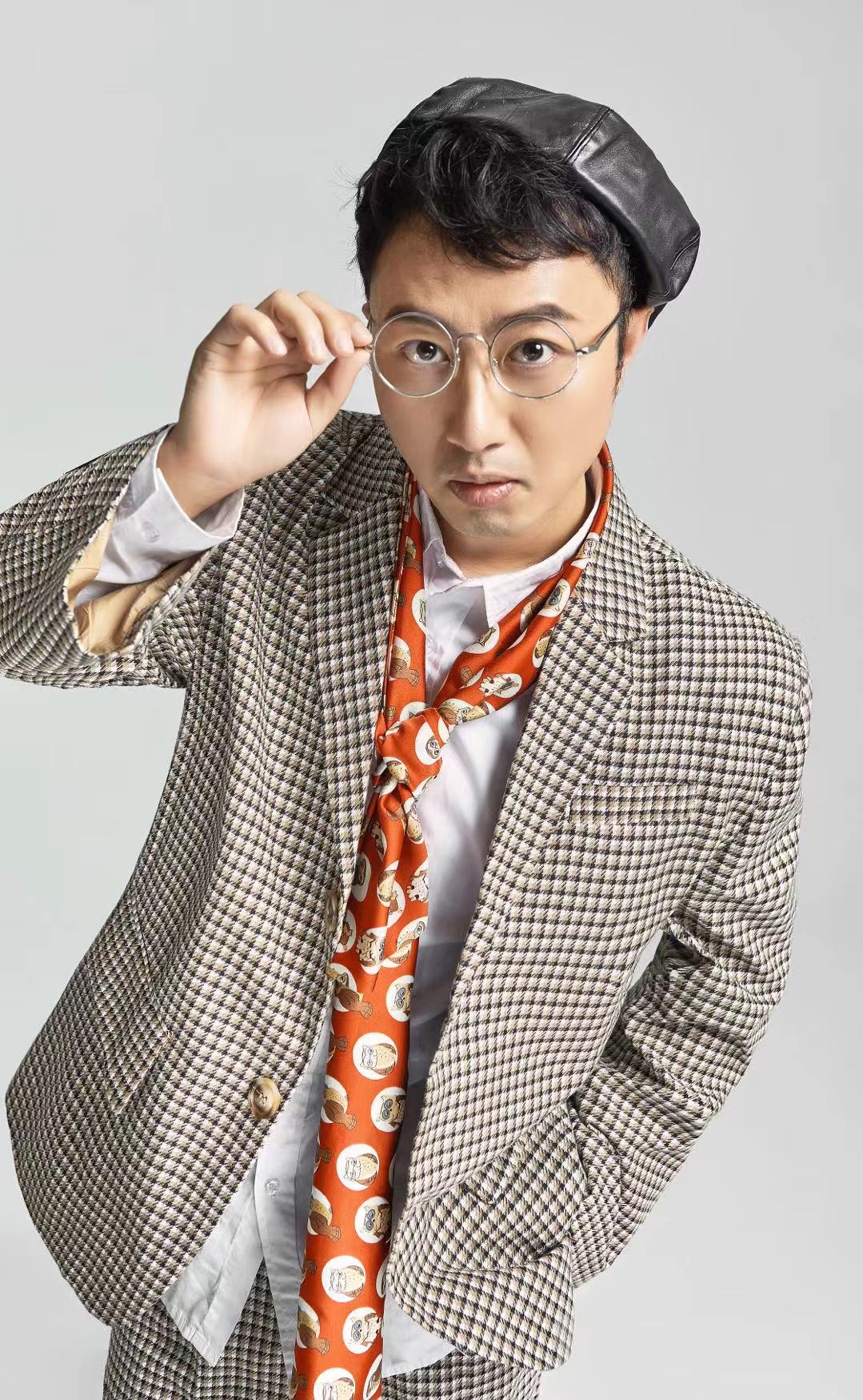  p>罗小刚,电视电台主持人,新派 a target="_blank" href="/item/评书