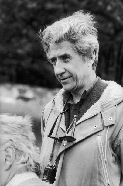  p>阿伦·雷乃 i>(alain resnais,1922年6月3日——2014年3月1日) /i>