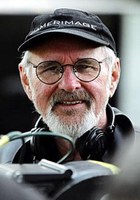  p>诺曼·杰威森(normanjewison),1926年7月21日出生,美国编剧,导演