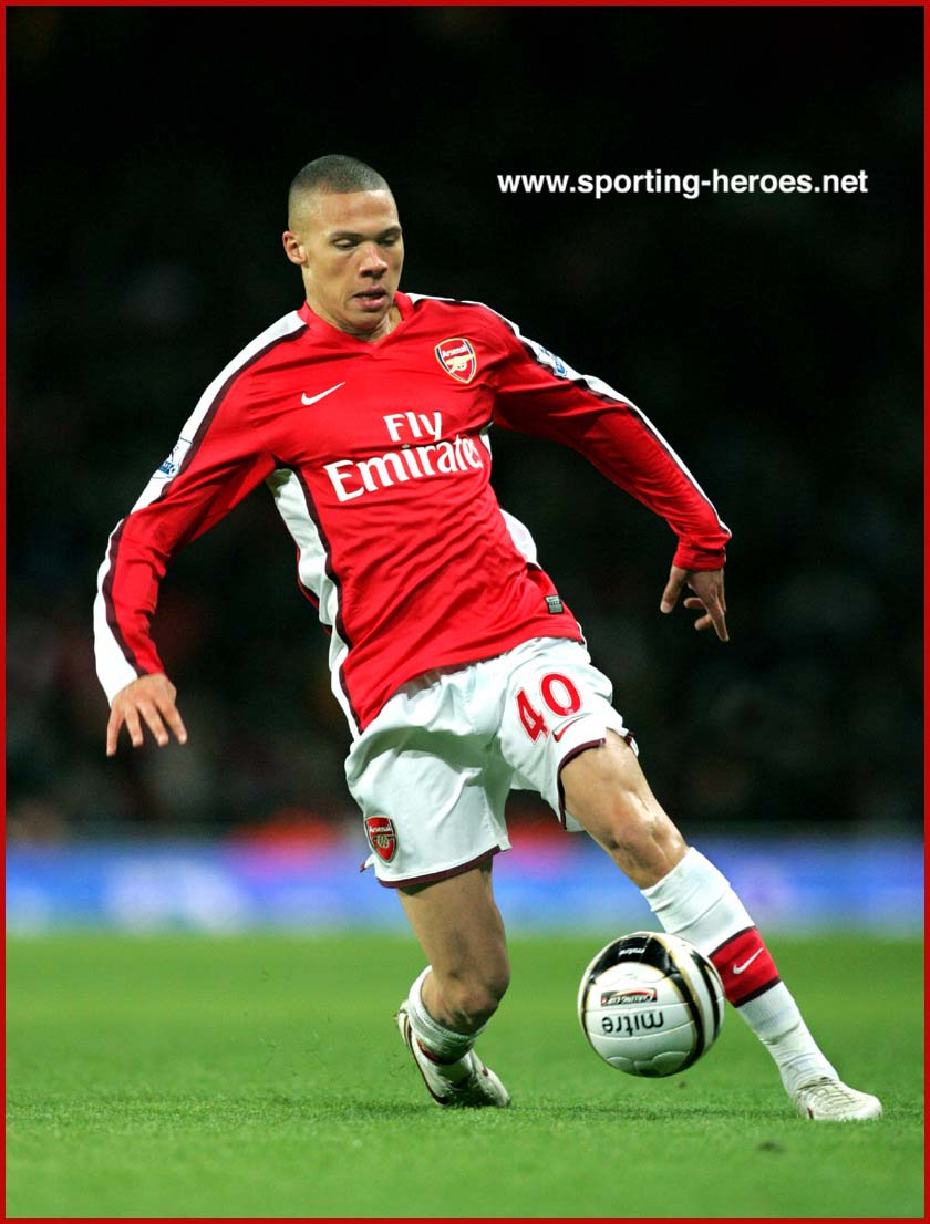  p>基兰·吉布斯(kieran gibbs),1989年9月26日出生于英格兰伦敦