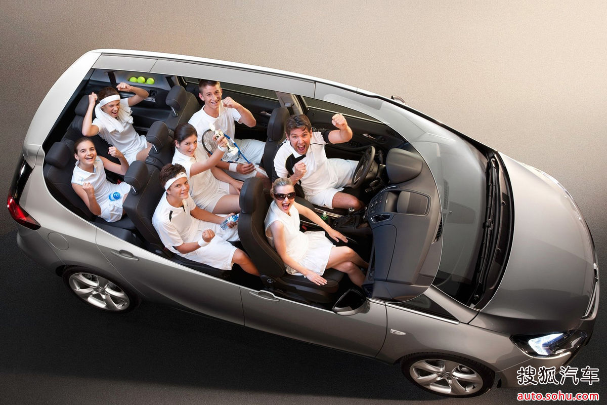 新opel欧宝zafira赛飞利更是"青出于蓝",在造型,空间及底盘上进行了多