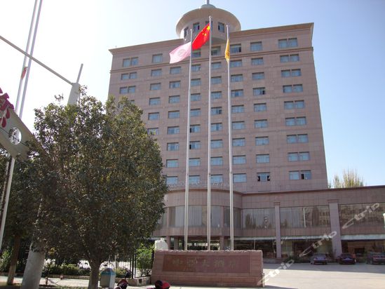 库尔勒轮台县中亚大酒店