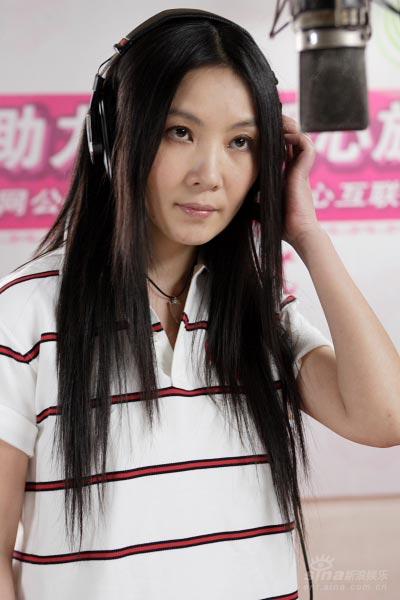  p>《冬天来了》是 a target="_blank" href="/item/丁薇/844291"