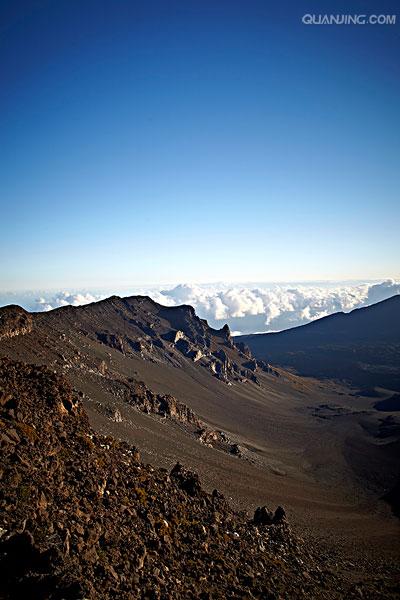 data-lemmaid="34734">火山 /a>(shield volcanoes):盾状火山是具有