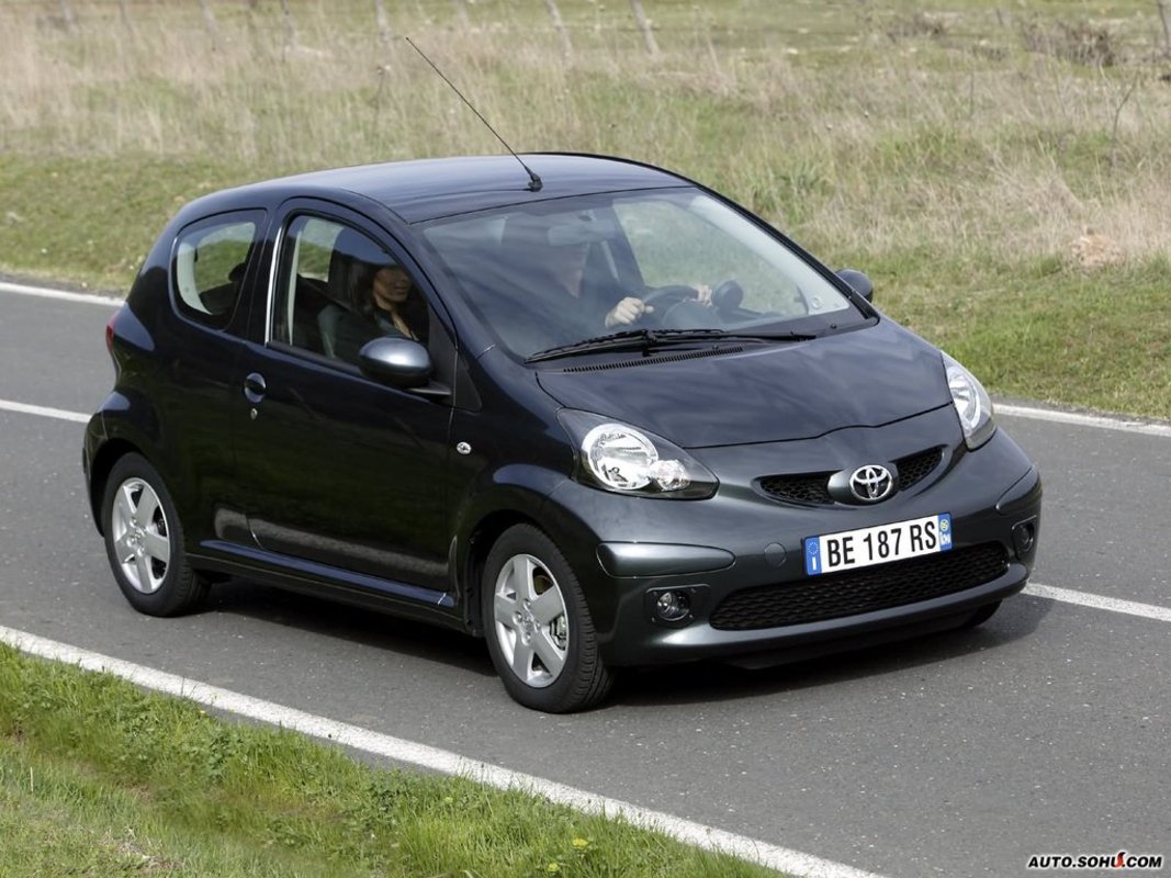 丰田小型车有哪几款(本田最萌小车32万)