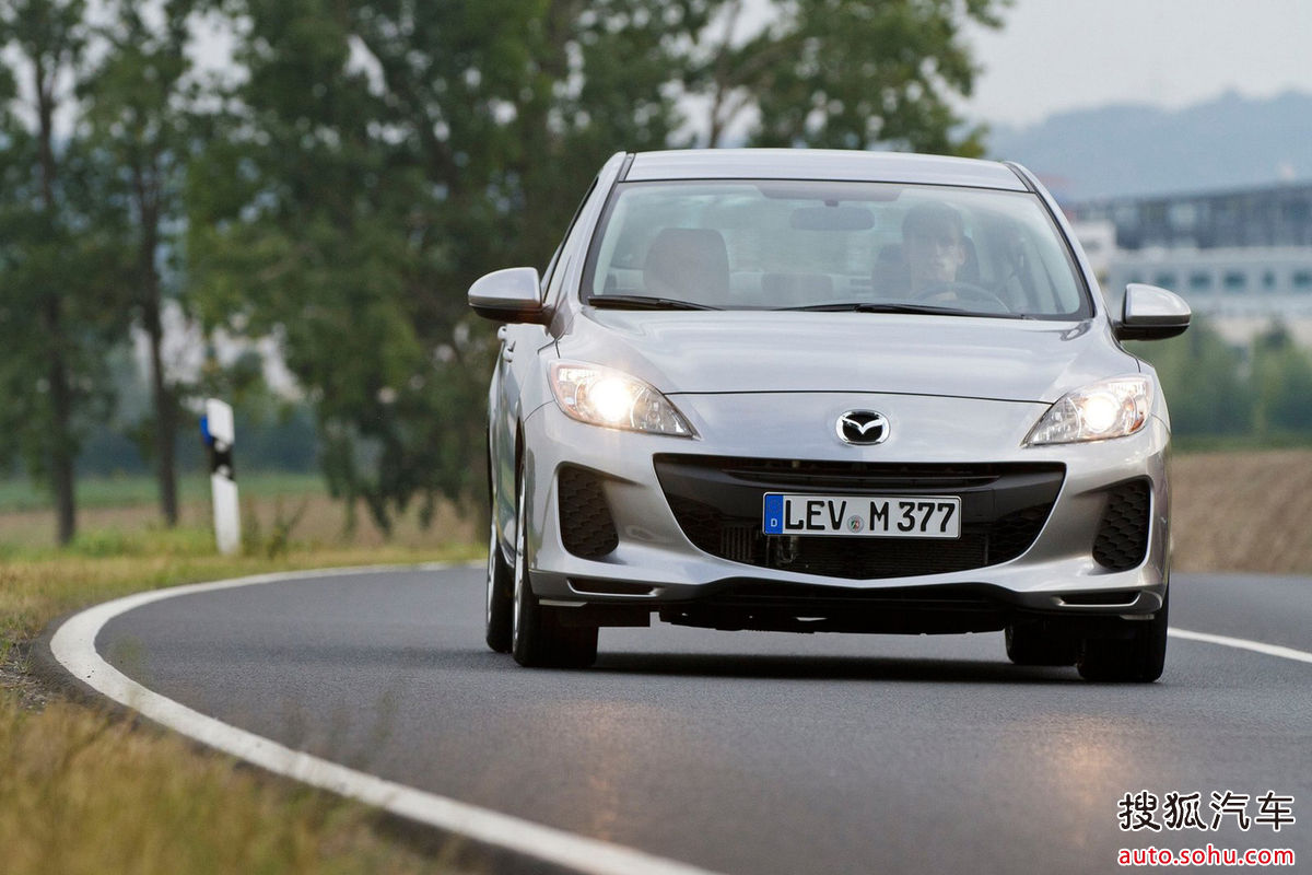 马自达mazda3