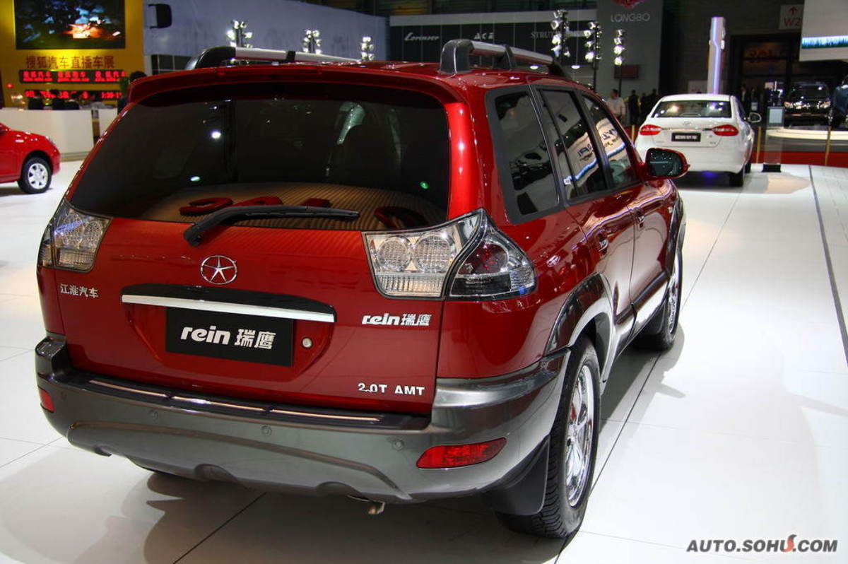  p>江淮瑞鹰,是江淮旗下的首款suv车型,采用发光二级管设计的 a href=