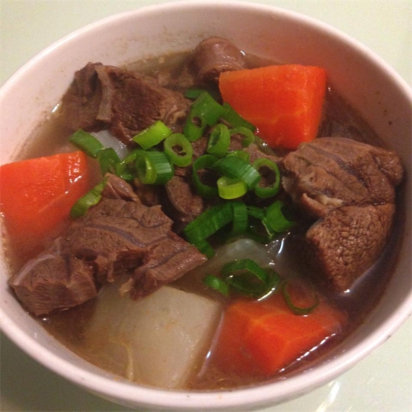 清炖牛肉汤