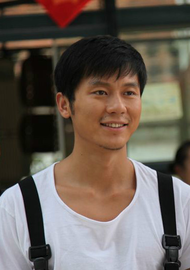 李晨