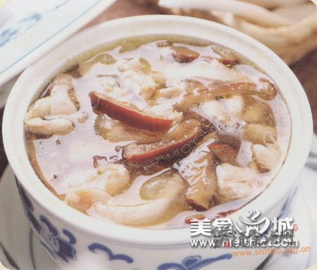 燕窝红枣鸡丝汤