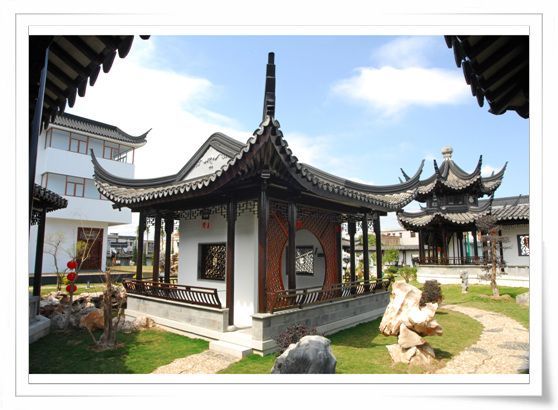 大庚园位于广东省惠来县葵潭镇324国道北侧