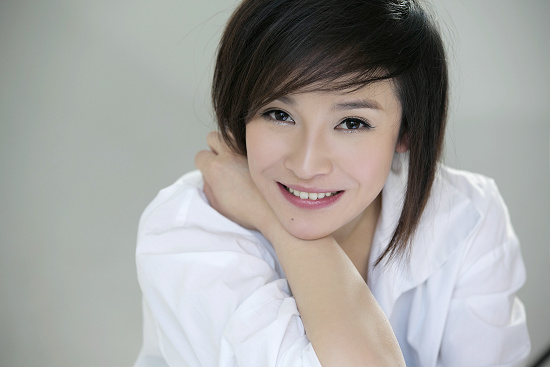 24f">田野,出生于湖南长沙,毕业于中央戏剧学院表演系,中国内地女演员