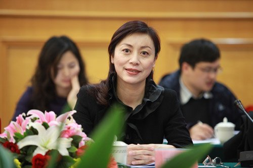 王玉芬,江苏省第十届,第十一届人大代表,全国第十一届人大代表,上海