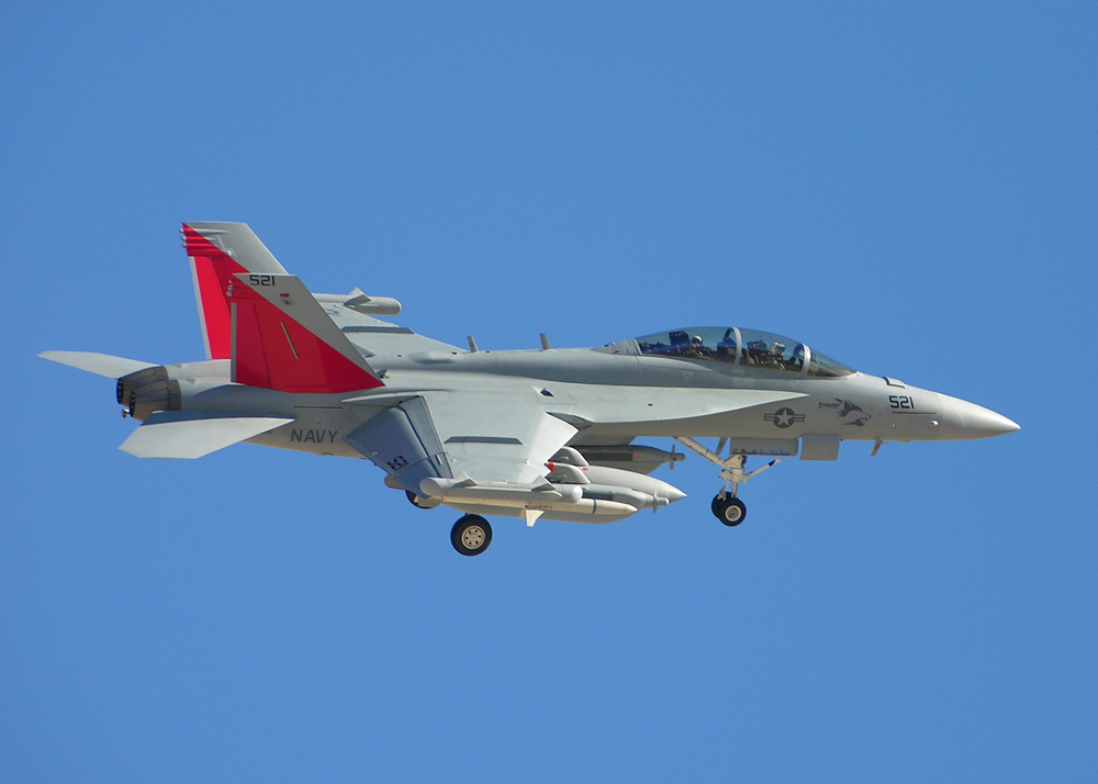 ea-18g电子战机