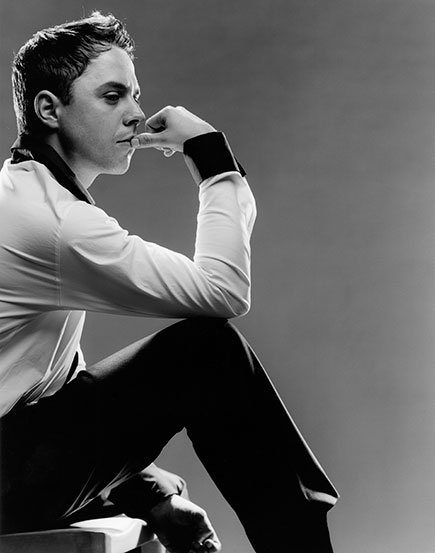  p>吉奥瓦尼·瑞比西,1974年12月17日出生于美国洛杉矶市,美国演员.