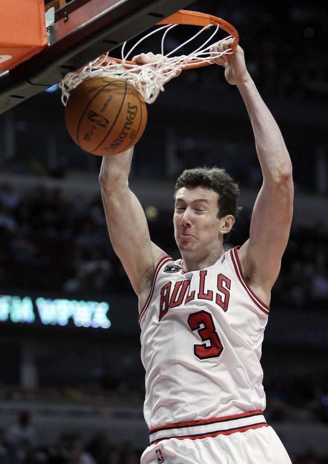  p>欧米尔·阿西克(omer asik),1986年7月4日出生于 a target="_blank