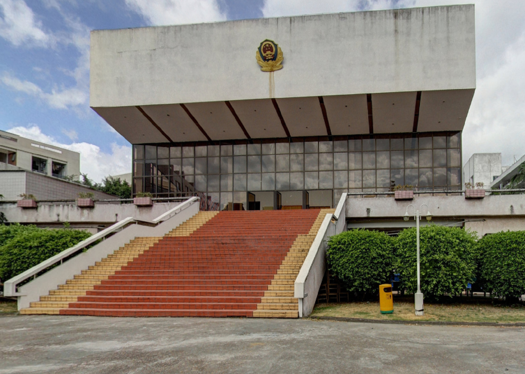  p> b>福建警察学院 /b>(fujian police college),简称"福建警院",是