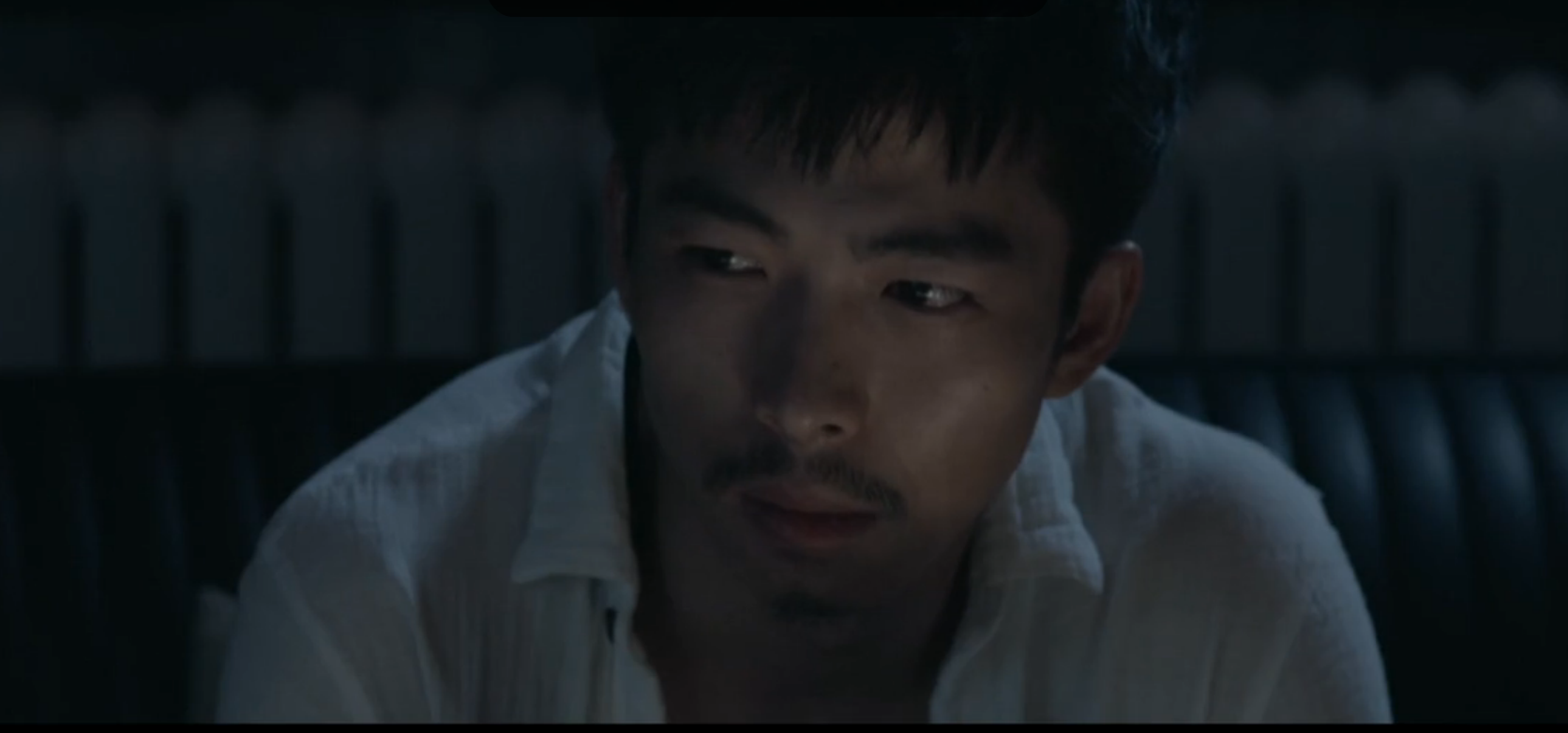 data-id="txlxo6s2jt6c">《白日杀机》是由张帆执导并担任编剧的电影