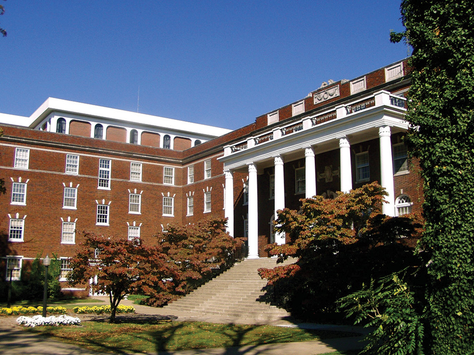  p>莫瑞州立大学为一所中等级的公立大学,位于 a href="#">美国南部 