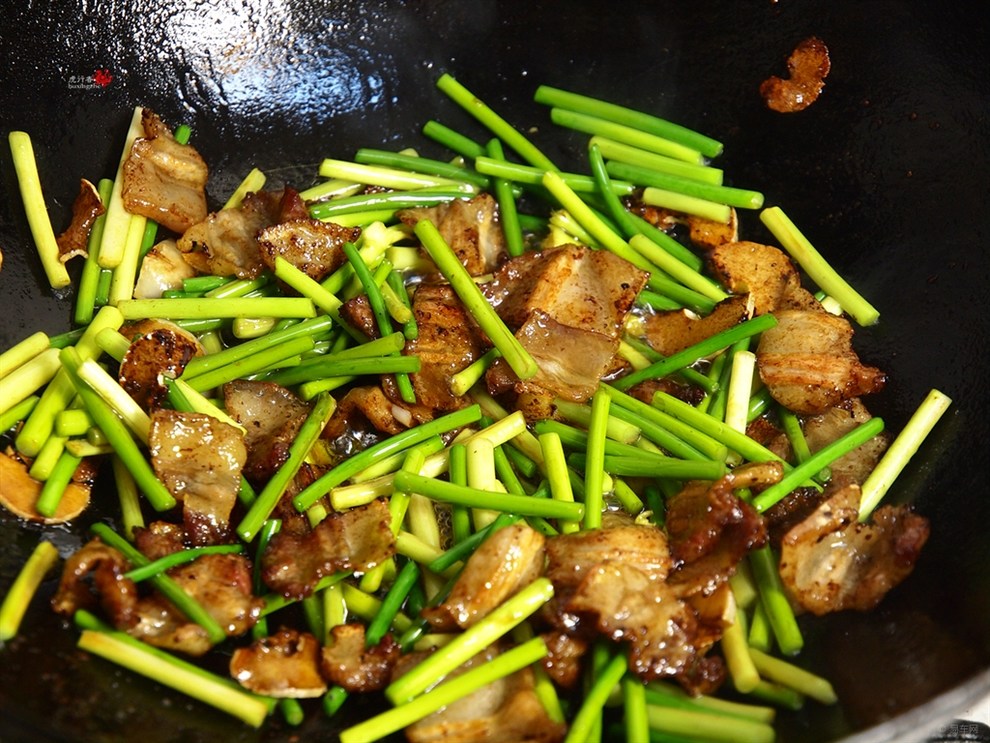 蒜苗炒盐煎肉