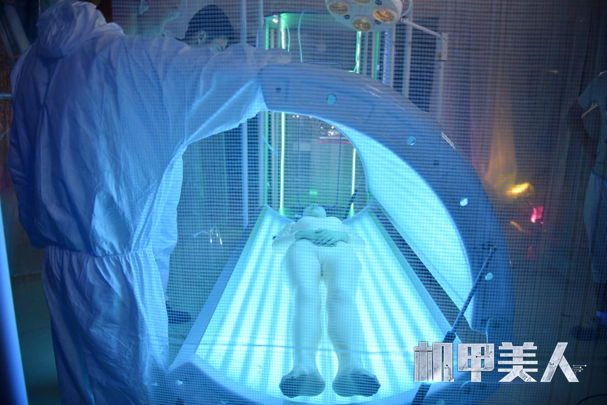  p>《机甲美人》是由丁卫平执导,张蓝心,李元杰主演的一部科幻电影.