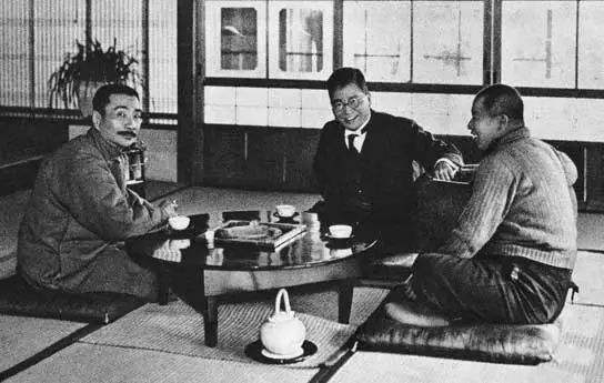 鲁迅留学日本时，观看了一部教育片，里面的场景促使他弃医从文_百科TA说