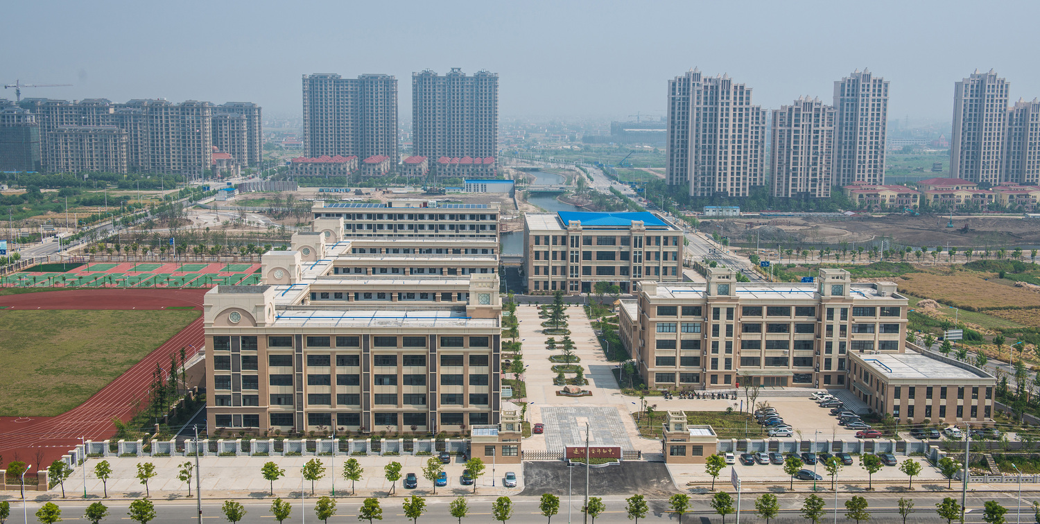  p>南通市通州区金郊初级中学,简称"金郊初中",始建于1958年,位于 a